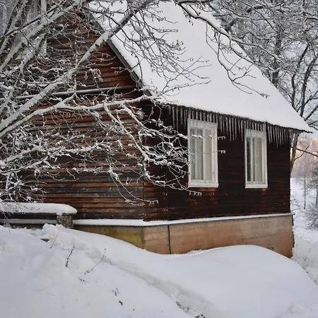 Country house Joeniidu House Trolla
